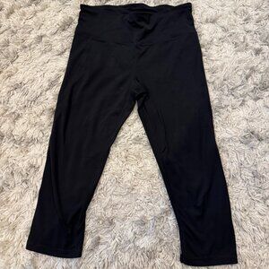 GapFit Eclipse Cropped Leggings
